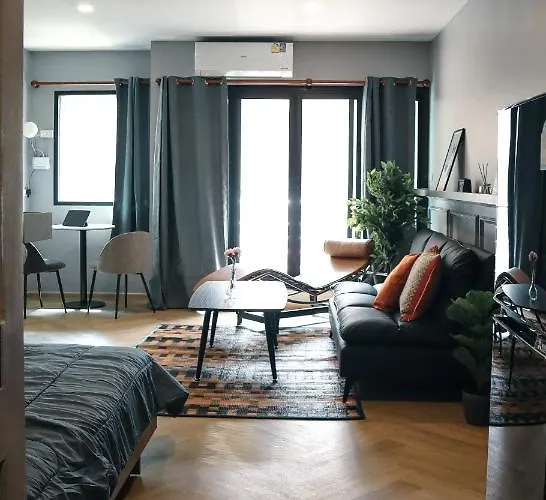 Andstay Apartment Bangkok